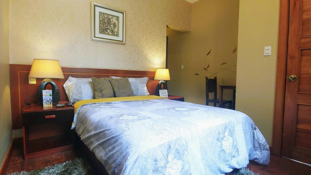 Pepe'S House Cuenca I Hotel & Boutique Hostel Exterior foto