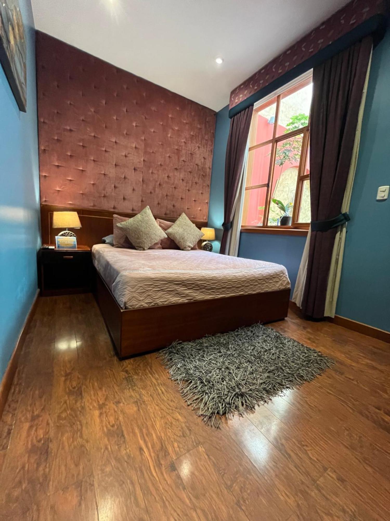 Pepe'S House Cuenca I Hotel & Boutique Hostel Exterior foto