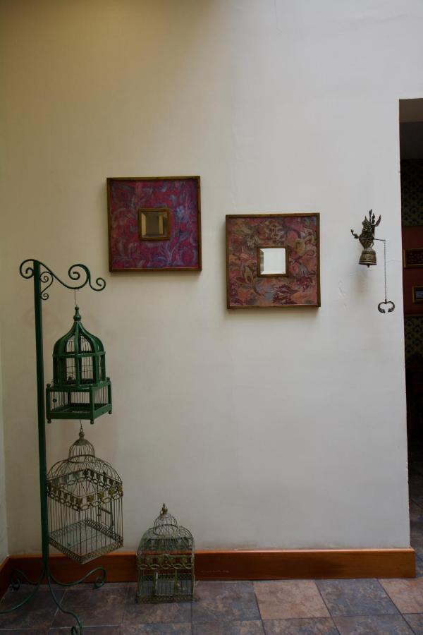 Pepe'S House Cuenca I Hotel & Boutique Hostel Exterior foto