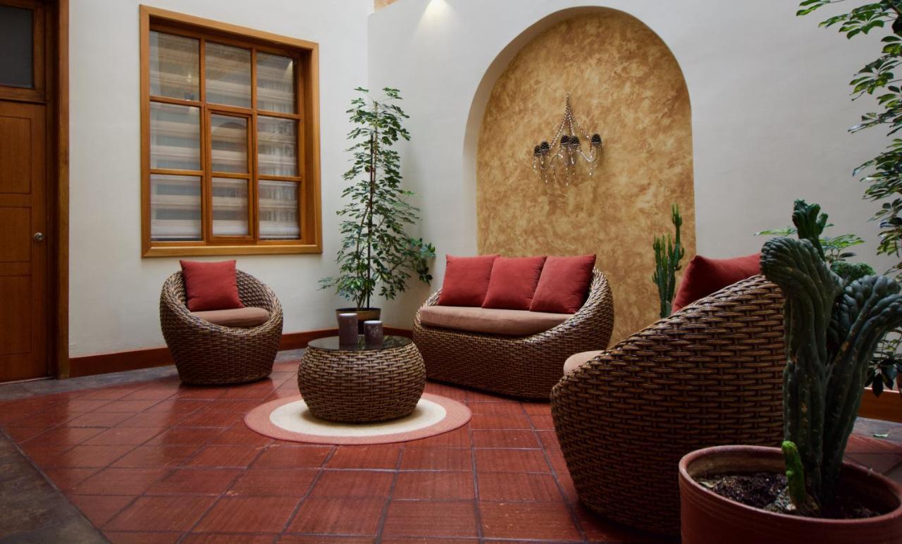 Pepe'S House Cuenca I Hotel & Boutique Hostel Exterior foto